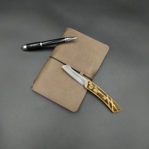 Higorhino buis sculpté bambou